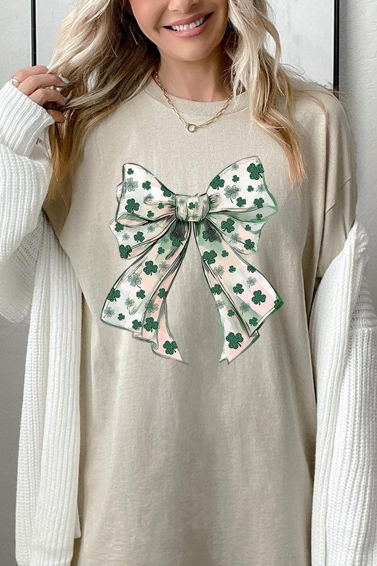 St Patrick's Day Bow Graphic Heavy Cotton Tee